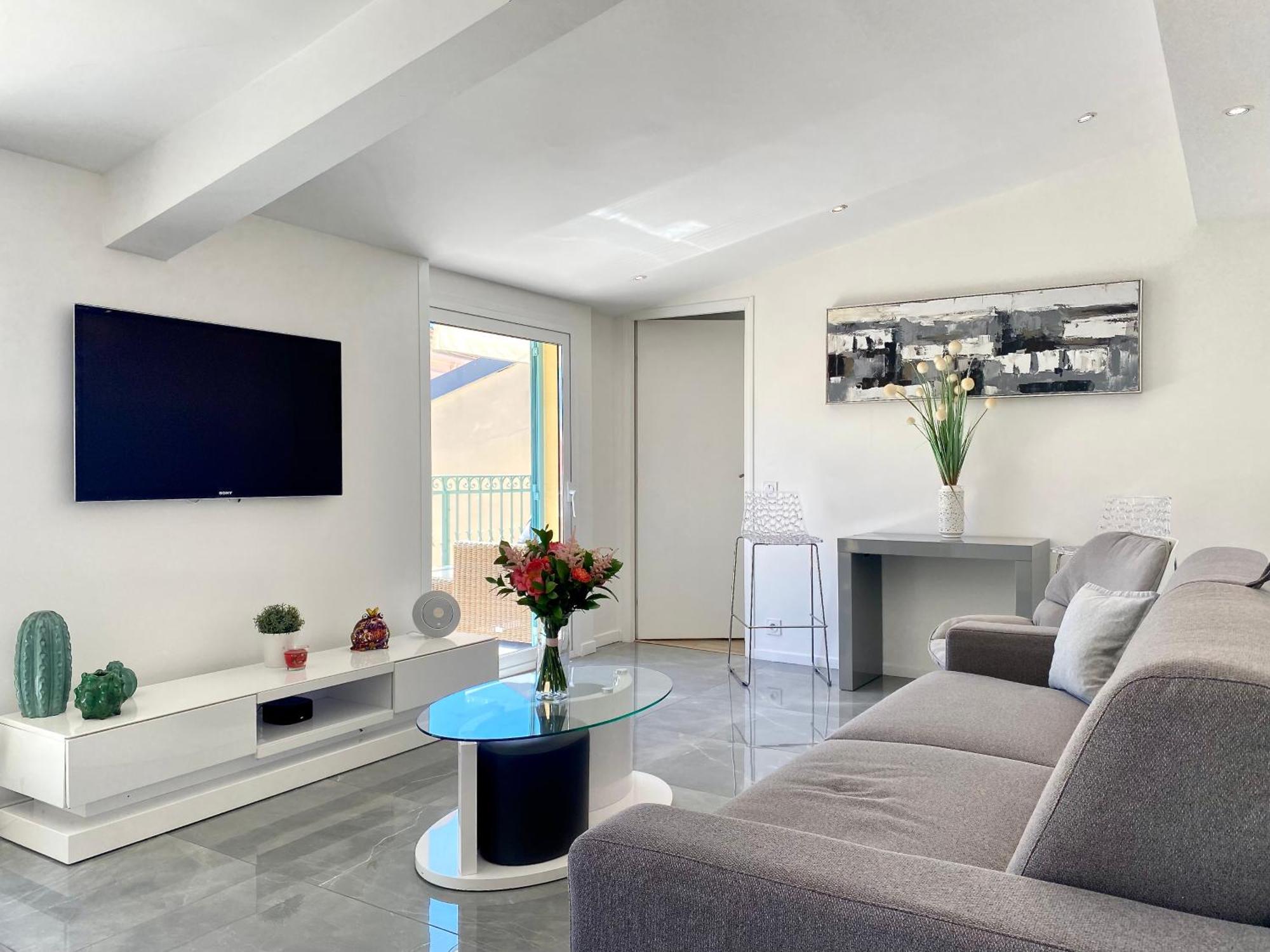 Luxury "Les Toits Du Soleil" - Magnifique Appartement Avec Terrasses Et Jacuzzi - Centre De Cannes - By Scls Locations エクステリア 写真